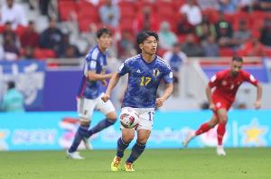 旗手憐央：晉級(jí)世界杯完成最低目標(biāo)，歐冠經(jīng)驗(yàn)對(duì)踢世界杯有用