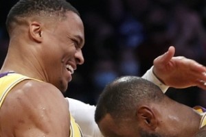 歷史僅19次隊友同砍3雙！威少4次?? 和約老師兩次 魔賈另類同砍