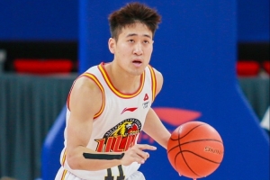 難阻失利！姜偉澤三分8中4&罰球2中2 得到18分2板4助