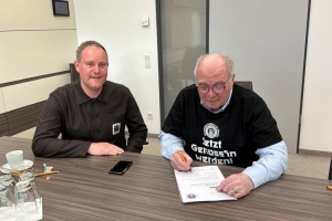 圣保利官方：赫內(nèi)斯認(rèn)購俱樂部合作社股份，感謝他多年至今的支持