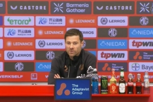 阿隆索：給拜仁施加壓力至關(guān)重要 這是首次將分差縮小至3分的機(jī)會(huì)