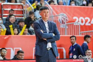 關(guān)辛：廣東中場(chǎng)這十五分鐘要解決的 是怎么應(yīng)付上海的小陣容