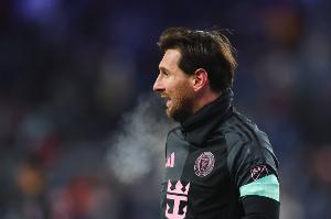 洛杉磯主帥：梅西是史上最佳之一，我們給了他太多空間