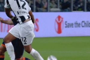 詹保羅：維加的犯規(guī)本該是個點球，萊切最后時刻還應(yīng)該得到任意球