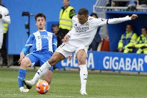 ?姆巴佩生涯紅牌停賽場次達(dá)9場，6年前類似飛踹停3場，現(xiàn)停1場