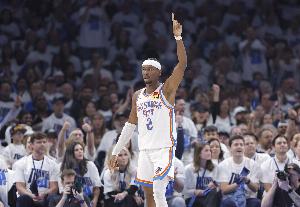 從默默無聞到MVP候選??亞歷山大：從不被看好 卻一路逆襲的人生