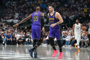 徐靜雨：東契奇打法正確&老詹頂了全場 湖人贏這組系列賽問題不大