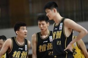 拒當(dāng)黑八倒霉蛋！廣廈又站到了遼寧面前