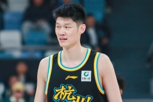 胡金秋：自己很佩服孫銘徽 這是我們的第10個(gè)賽季 希望能不留遺憾