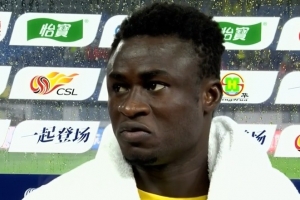 阿齊茲：今天球隊進入節(jié)奏很快&全場都很專注 感謝球迷冒雨支持