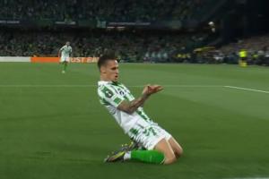 圓神無逆足??安東尼左腳打門被擋，右腳再轟世界波+激情滑跪