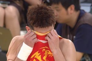 師何工？孫銘徽15投2中！拿到5分6板5助3失誤4犯規(guī)