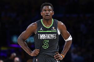 愛德華茲第16場季后賽至少20分5板5助 追平加內特 并列隊史最多