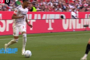 被動(dòng)進(jìn)球??奧利塞內(nèi)切勁射，凱恩頭蹭了一下后進(jìn)球