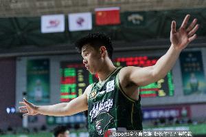 直播吧：部分NBA球隊(duì)有意邀請(qǐng)林葳參加試訓(xùn)