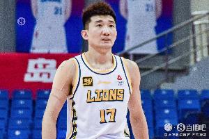 關(guān)鍵2罰不中??孫銘徽15投3中&三分7中2 拿13分3板3助&正負(fù)值-6