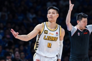 神奇小子！林秉圣4中3砍下10分 大心臟三分幾乎鎖定勝局