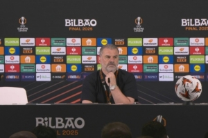 澳波：我在今年1月就相信能奪得歐聯(lián)杯 還沒(méi)有和列維談我的未來(lái)