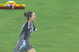 神了！武漢女足門將陳晨替補(bǔ)登場(chǎng)，點(diǎn)球大戰(zhàn)兩度撲點(diǎn)制勝！