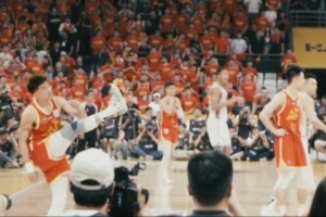 孫銘徽談G5賽后踢飛籃球：兩罰不中很自責(zé) 想發(fā)泄那種情緒