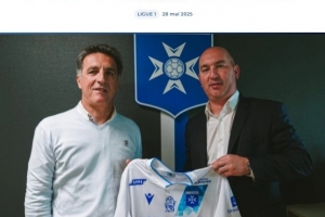 官方：歐塞爾與主帥佩利西耶續(xù)約至2027年，還有一年優(yōu)先續(xù)約權(quán)