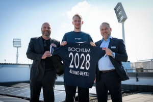 官方：波鴻簽下基爾中衛(wèi)貝克爾，雙方簽約至2028年