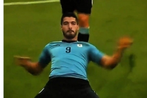 傳奇！蘇亞雷斯社媒曬視頻回顧足球生涯，慶祝1000場比賽里程碑