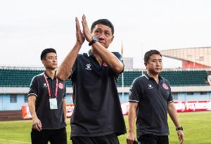 廣州豹客場4-2大逆轉(zhuǎn)重回第三，黎兵：這是廣州豹最需要的精氣神