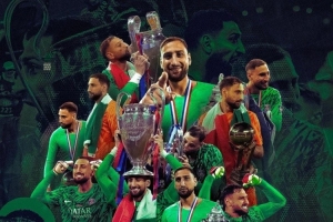 榮耀！多納魯馬社媒曬三冠王海報(bào)：歷史??????