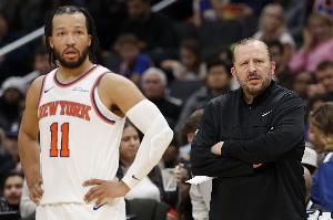 被球員公開批評！被卡萊爾完全壓制！揭秘錫伯杜下課的多重因素