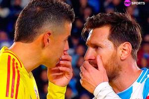 ??Tyc透露梅西對J羅密語：你說有人在決賽中幫我們，你話太多了