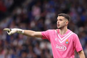 世體：因手續(xù)問題以及球員想道別，巴薩可能周三才官宣加西亞加盟