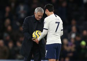 鏡報(bào)：穆里尼奧與孫興慜有過溝通，有意與他在費(fèi)內(nèi)巴切重聚