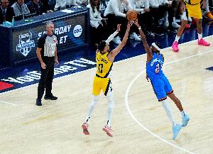 今年系列賽第四次搶七 此前雷霆4-3掘金 掘金4-3快船 勇士4-3火箭