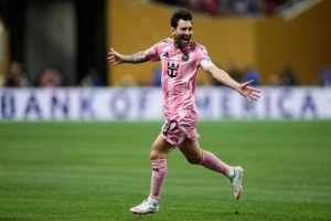 梅西：我以前從未練習(xí)任意球，試了一下發(fā)現(xiàn)我還能做得更好