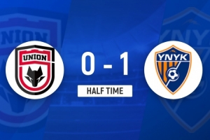 半場(chǎng)-陜西聯(lián)合0-1云南玉昆 恩里克頭槌轟炸奧斯卡失良機(jī)+中框