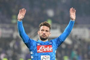 38歲比利時(shí)前鋒默滕斯宣布退役，代表那不勒斯出戰(zhàn)近400場(chǎng)轟148球