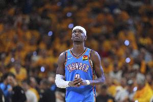 豐收年！SGA常規(guī)賽場均32.7分加冕得分王 季后賽29.9分5.3板6.5助