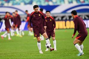 亞足聯(lián)公布18強(qiáng)賽最佳陣候選：國足蔣圣龍入選，日韓共9將在列