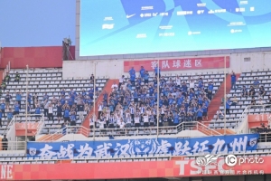 中超聯(lián)賽第15輪山東泰山vs武漢三鎮(zhèn)，三鎮(zhèn)隊1-3告負(fù)