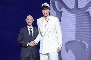 楊瀚森16號秀??今年NBA選秀贏家、輸家大討論！吧友們點(diǎn)評一波