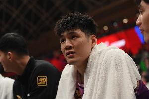 探長：今夏原俱樂部可為陳國豪&鄒陽提供漲薪100%合同 且有權(quán)匹配