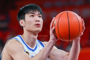 ??王凡懿曬自己在美國特訓(xùn)的視頻：努力訓(xùn)練 提高自己