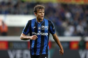 記者：紐卡仍對伊蘭加、特拉福德感興趣，也在關(guān)注斯卡爾維尼