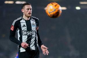 羅馬諾：利茲即將敲定紐卡中場(chǎng)朗斯塔夫的交易，轉(zhuǎn)會(huì)總價(jià)1200萬鎊