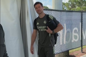 皇馬曬歸隊訓練視頻：主帥阿隆索帶頭