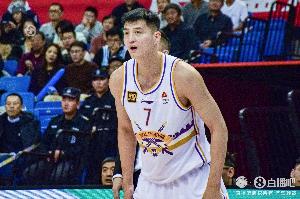 直播吧：寧波有望與俞長棟簽約2年 球隊(duì)繼續(xù)積極尋求改變