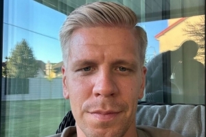 淺金色頭發(fā)！什琴斯尼社媒@亞馬爾、萊萬、加維：我們都會犯錯(cuò)