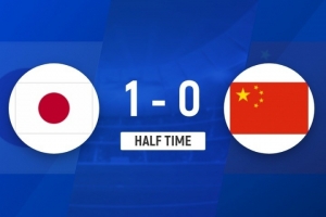 半場-國足暫0-1日本 張玉寧失單刀顏駿凌撲單刀救險 細(xì)谷真大破門