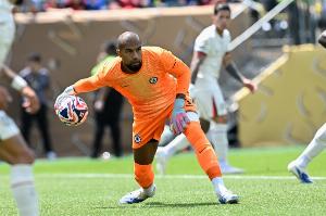 金手套！桑切斯6場3零封丟5球，撲出4.2預期進球是本屆門將最高